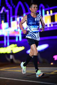 BIB: 4099
                            <button type="button" onclick="openModal(22885840)" class="btn btn-primary btn-sm float-right btn-popup" data-toggle="modal" data-target=".modal-high-quality">
                        <i class="fas fa-shopping-cart"></i> Add to Cart
                    </button>
                                            <button type="button" onclick="isThisMe(22885840, true)" class="btn btn-success btn-sm float-right btn-popup btn-isme hidden" data-toggle="tooltip" data-placement="bottom" title="นี่คือรูปของคุณใช่ไหม คลิกที่นี่เพื่อเอาเข้าอัลบั้ม">
                        <i class="fas fa-plus"></i> Add to album
                    </button>
                    <button type="button" onclick="isThisMe(22885840, false)" class="btn btn-warning btn-sm float-right btn-popup btn-isnotme hidden">
                        <i class="fas fa-ban"></i> Remove from album
                    </button>